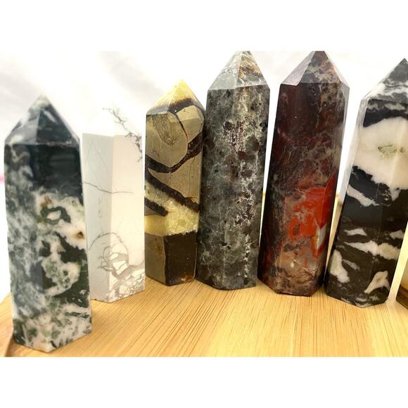 2LB Natural Quartz Stone Obelisk Tower Point Polished Crystal Mixed Lot 12x - Picture 2 of 16